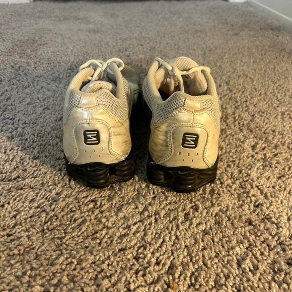 Silver and white nike - Picture 4 of 6